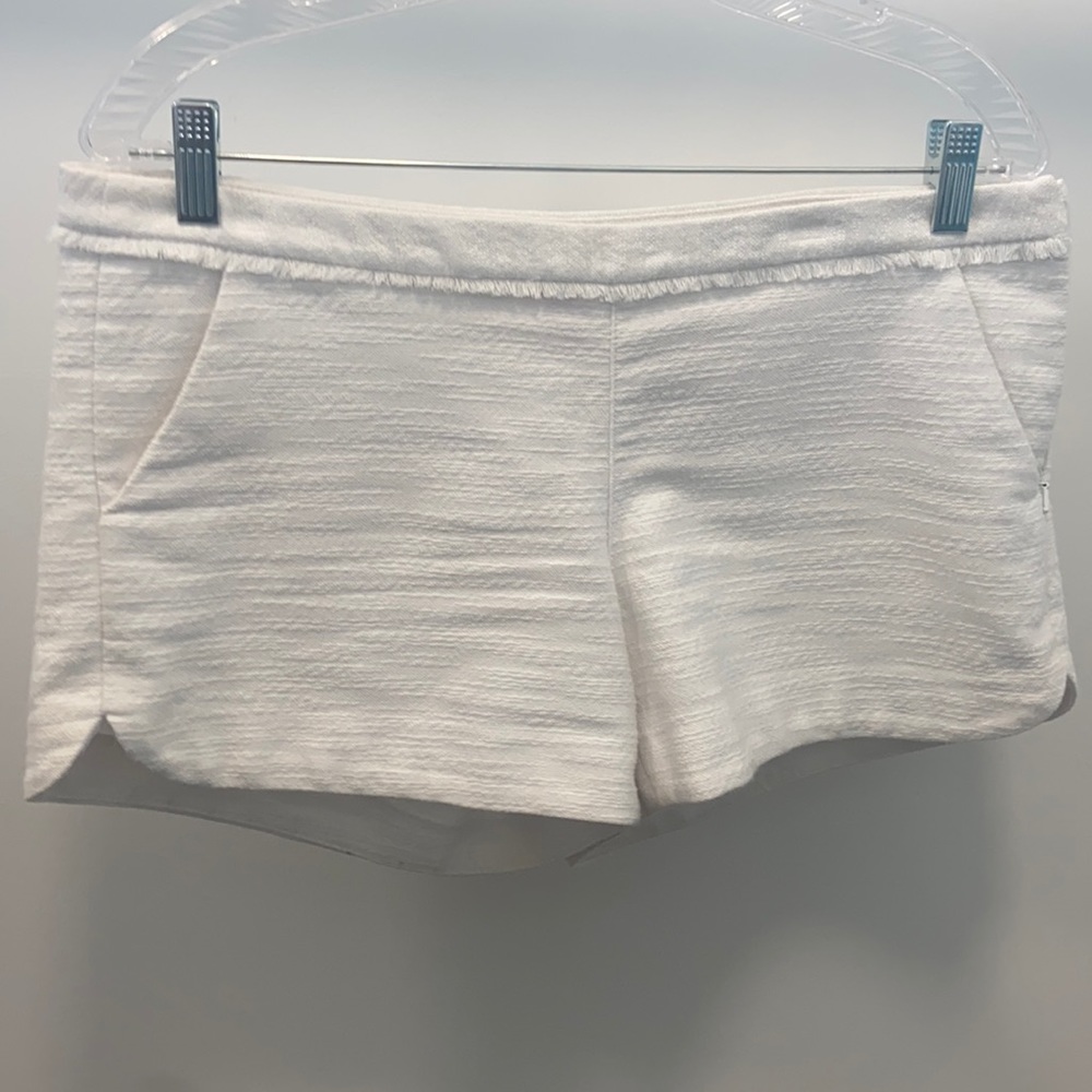 Lilly Pulitzer Size 6 White Adie Short